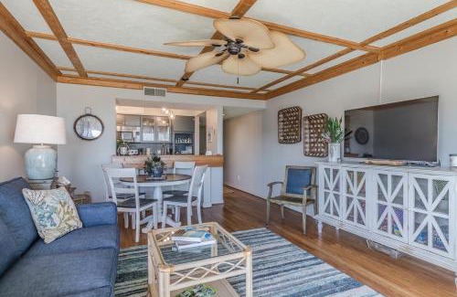 Oceanmarsh Subdivision Casa | Stunning Views - Pool and Ocean Views - Harbor Island Beach House