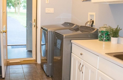York Casa | Stunning Views, Sleeps 20, Horses, Hot Tub, 7 bedrooms