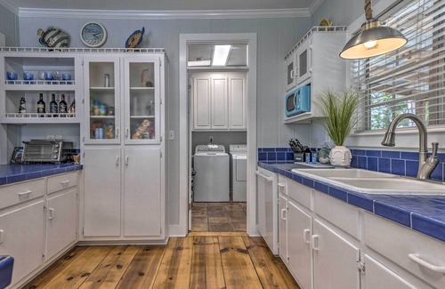 Dauphin Island Casa | Stunning Views & Waterfront Fun: Aloe Bay Home