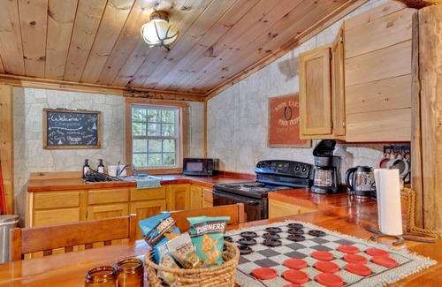 Jamestown Cabina | Stunning Views with Private Hot Tub
