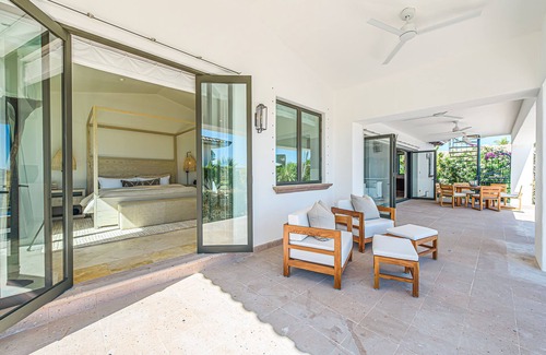 San José del Cabo Casa | Stunning villa perched above the Sea of Cortez and Puerto Los Cabos Golf Course