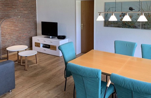 Norddeich Casa | Preciosa casa de vacaciones para 4 personas con WIFI, TV, terraza y aparcamiento