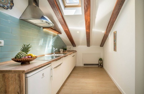 Volosko Villa | Estupenda casa de vacaciones para 4 personas con A/C, WIFI, TV, terraza y aparcamiento