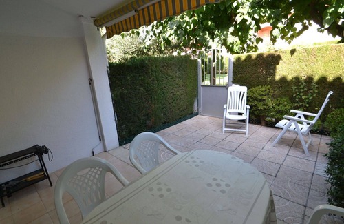 Cambrils Casa | Estupenda casa de vacaciones para 6 personas con A/C, WIFI, piscina, TV, terraza y aparcamiento