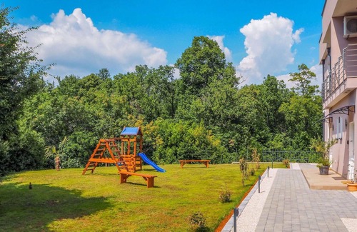 Mihotici Casa | Maravillosa casa de vacaciones con piscina privada, A/C, WIFI, TV, terraza y aparcamiento