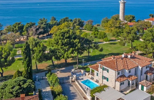 Basanija Casa | Maravillosa casa de vacaciones con A/C, piscina privada, WIFI, TV, terraza y aparcamiento