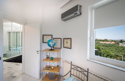 Kato Galatas Villa | Impresionante villa para escape privado / Crear recuerdos invaluables! gran piscina privada