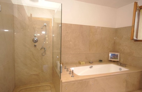 Sorgues Villa | Villa cómoda en Sorgues con Piscina