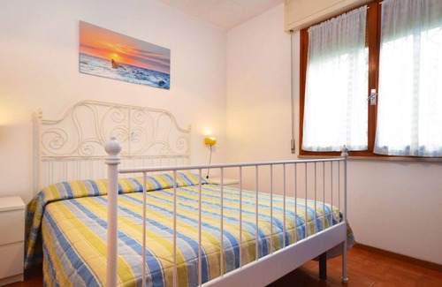 Lignano Pineta Casa | Stunning villa for 6 guests with A/C, TV, terrace, pets allowed and parking