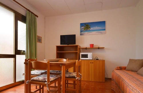 Lignano Pineta Casa | Stunning villa for 6 guests with A/C, TV, terrace, pets allowed and parking