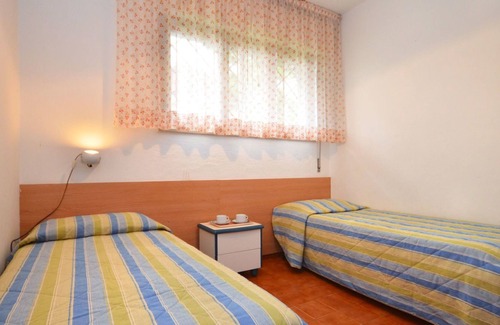 Lignano Pineta Casa | Stunning villa for 6 guests with A/C, TV, terrace, pets allowed and parking