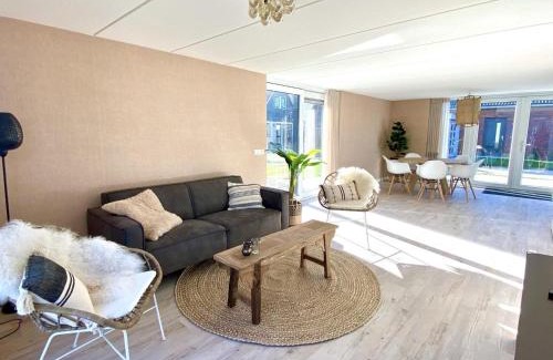 Sint Maarten Casa | Stunning villa near beaches and golf course