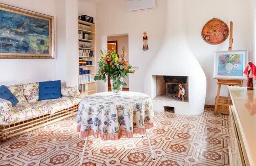Cucco-Riviere Apartamento | Vrbo Property