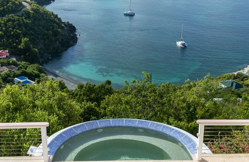 Point Rendezvous Villa | Impresionante villa con piscina, jacuzzi, vistas al mar de 180 grados