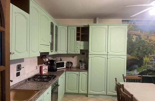 Castelnuovo Villa | Casa de vacaciones con WIFI, sauna, bañera de hidromasaje, A/C, TV, patio, vista panorámica