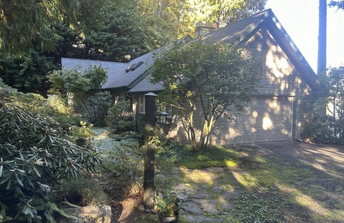 Rollingbay Casa | Stunning Waterfront Retreat In Port Madison Bainbridge Island-Furnished