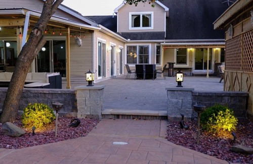 Westmere Casa | Stunningly unique luxury residence with huge dream backyard