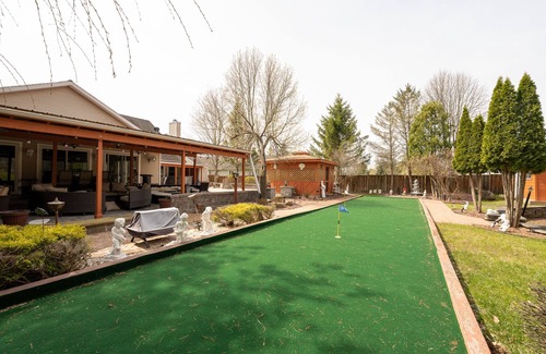 Westmere Casa | Stunningly unique luxury residence with huge dream backyard