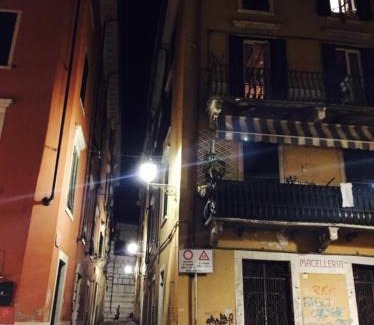 Carrara Apartamento | STUPENDA MANSARDA CENTRALISSIMA, finiture di lusso