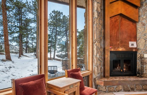 Estes Park Casa | Stutzhaven en las montañas: preciosas vistas de la división continental. - EV # 3436