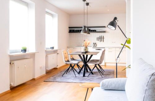 Memmingen Apartamento | stycoz - Modernes Loft - 80 m2 - Küche - Parken