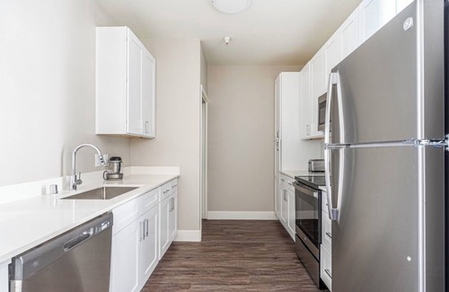 Ryland Apartamento | Stylish 1 bed 1 bath apartment- 10 mins from the bay
