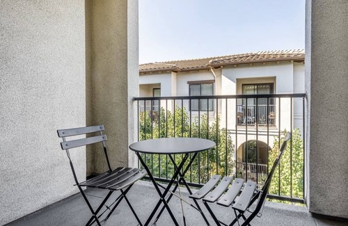 Ryland Apartamento | Stylish 1 bed 1 bath apartment- 10 mins from the bay