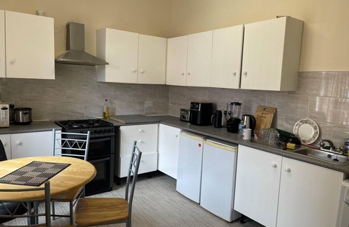 Trafford Apartamento | Stylish 1-bed Apt - Sleeps 4 - Parking - Wifi