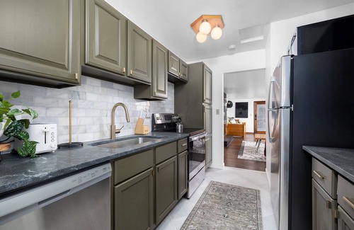 Vernon County Cabaña | Stylish 1 bedroom cottage along the Mississippi River
