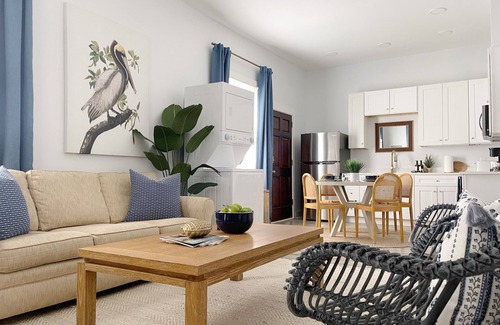Historic Downtown Savannah Apartamento | Stylish 1900s Renovated Apartments