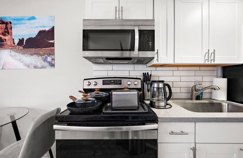 Peaceful Valley Apartamento | Stylish 1B1B Oldtown Scottsdale