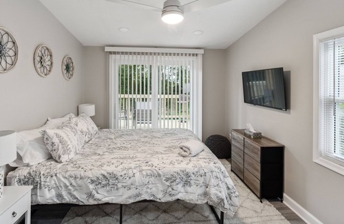 Hanover Casa | Stylish 1BD/ 1BA Duplex Centrally Located!! Near BWI/NSA/FT Meade/BAL TO DC