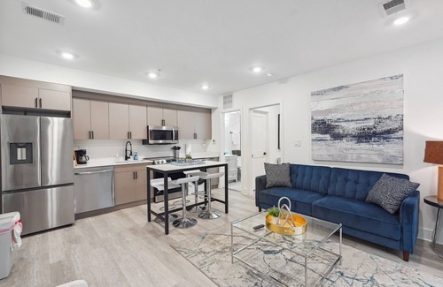 Brookland Cama Y Desayuno | Stylish 1BD Brookland Home with Great Views!