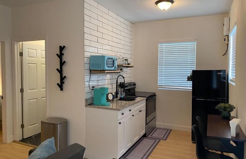 Ybor City Apartamento | Stylish 1BR Apartment in Cigar City