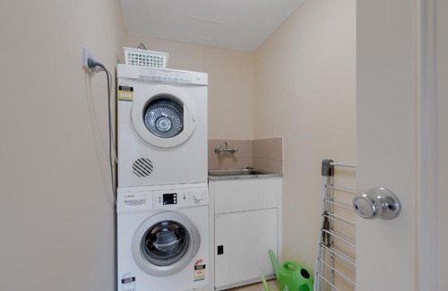 Main Beach Apartamento | Stylish 1BR Beachside Escape - Heart of Gold Coast