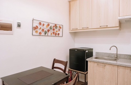 Mandurriao Condominio | Stylish 1BR City Apartment