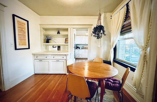 Alphabet Historic District Condominio | Stylish 1BR condo in historic building- premium location in Nob Hill NW Alphabet