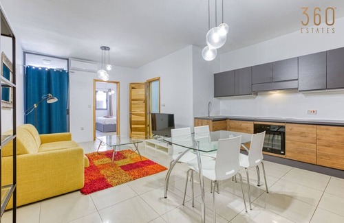 St. Andrew's Apartamento | Stylish 1BR home with full amenities in Swieqi!