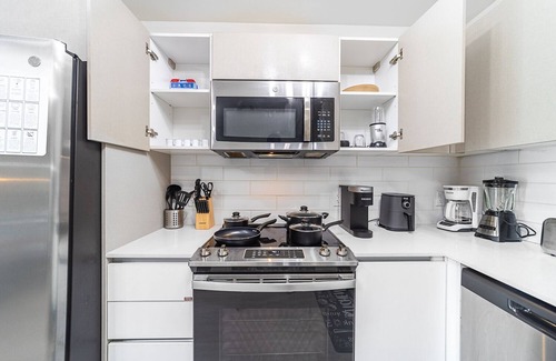 Ojus Apartamento | Stylish 1BR Loft in the heart of Aventura