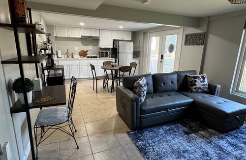 Tysons Casa | Stylish 1BR Near Tysons, Wolf Trap & Metro Access