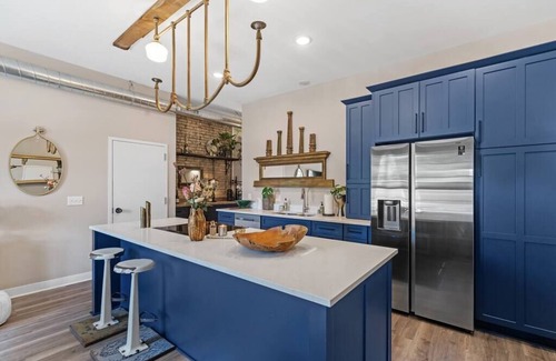 Fifth Ward Condominio | Stylish 2 bdrm w/ Garage & Yard