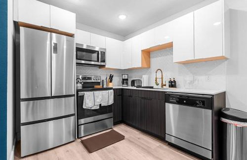 Old East Dallas Casa | Stylish 2 bed 1 Mile to downtown Free parking