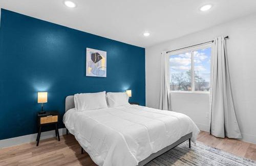Old East Dallas Casa | Stylish 2 bed 1 Mile to downtown Free parking