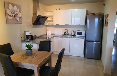 Castillo de Sabinillas Apartamento | Stylish 2 bed 2 bath property on Duquesa Fairways , 2 terraces, heated pool