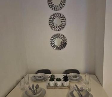 Hunton Bridge Apartamento | Stylish 2 Bed Apt - Harry Potter/Leavesden Studios/Watford/Hemel Hempstead - Families/Professionals & Contractors Welcome - Serviced Accomodation
