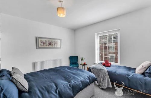 Church Gresley Apartamento | Stylish 2 Bed Home Perfect for Families & Work Stays