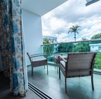 Wolmar Apartamento | Stylish 2-Bedroom Apt, 4min Walk to Beach - RC7