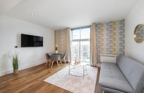 Queenstown Apartamento | Stylish 2 Bedroom Apartment in Chelsea by Battersea Park with AC