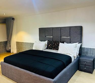 Gudu Apartamento | Stylish 2 Bedroom Apartment in the Heart of Abuja - Netflix,Wifi