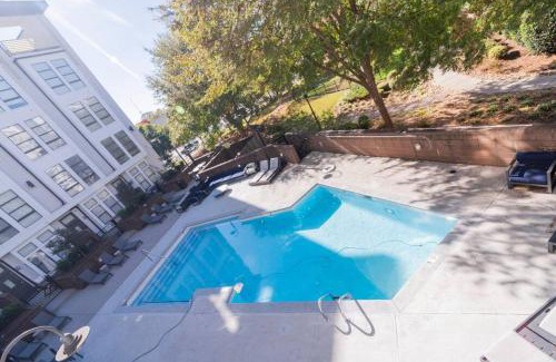 First Ward Apartamento | Stylish 2-Bedroom Apt in Charlotte with Free Parking